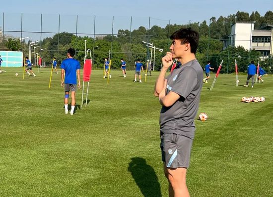 古装做爰无遮挡三级