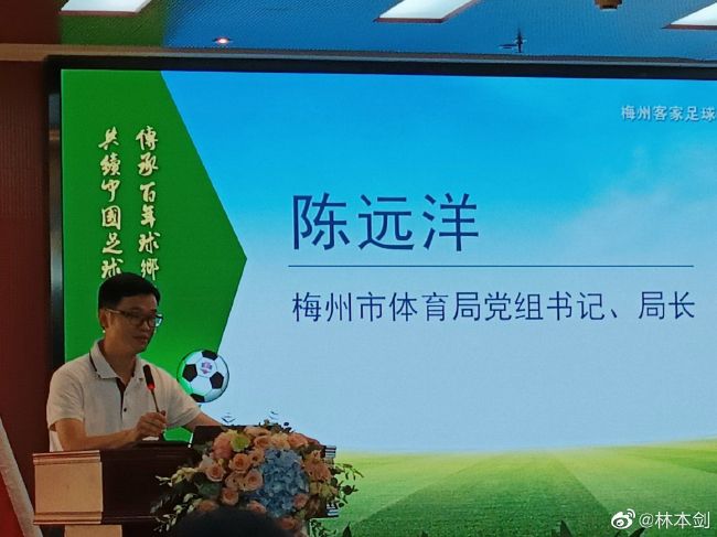 亚洲另类激情春色校园小说