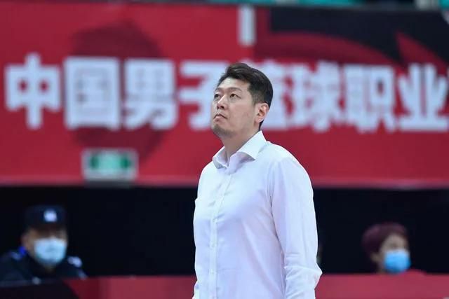 亚洲激情婷婷